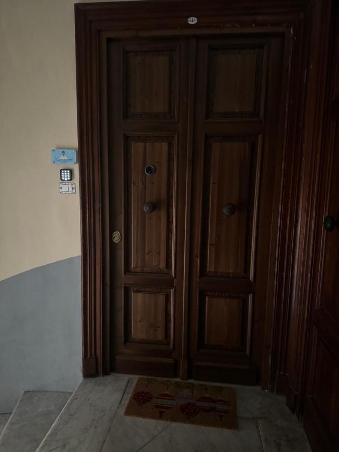 B&B Corso Garibaldi 165 Napoli Eksteriør billede